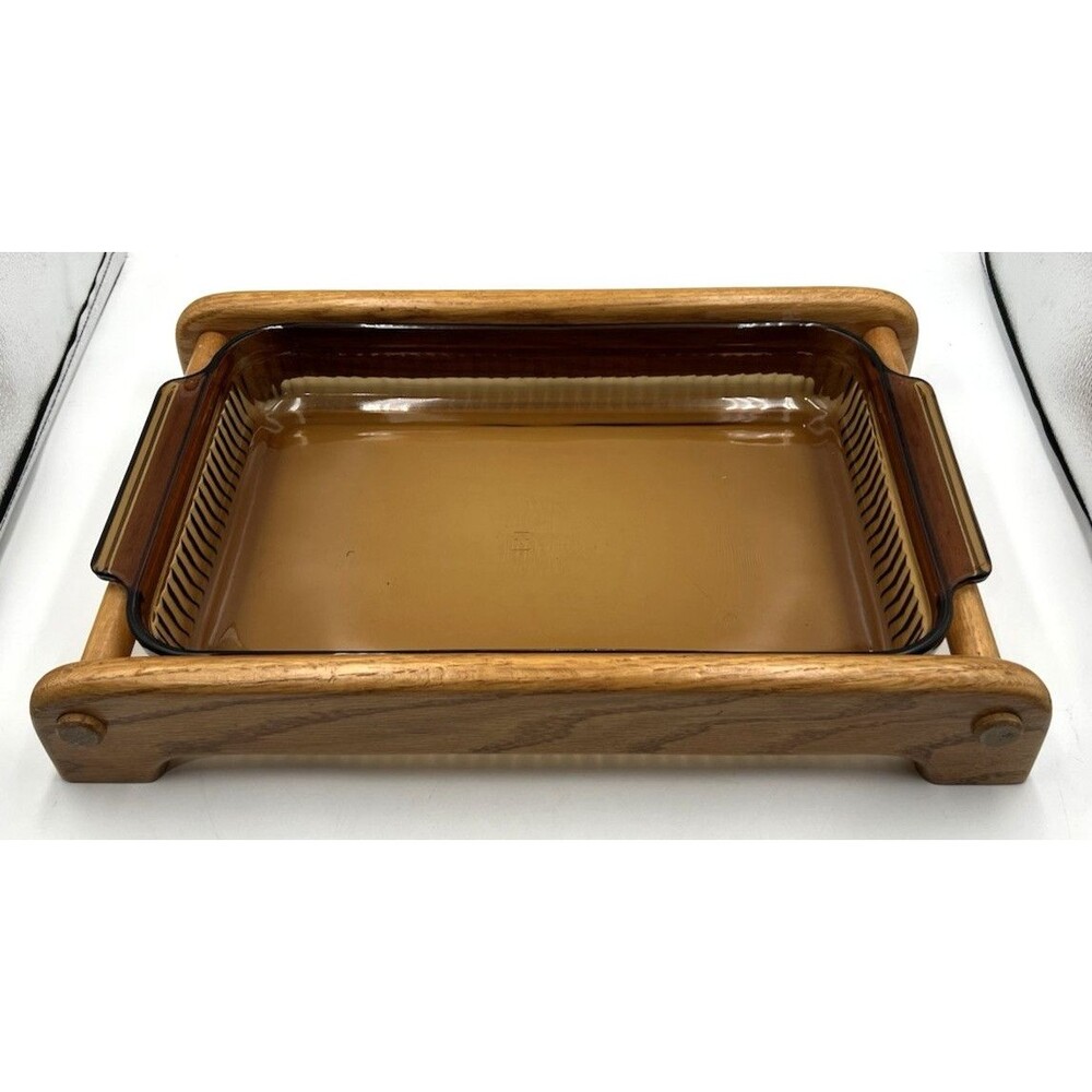 Vtg Anchor Hocking Casserole Dish 3QT Baking Amber Glass Wood Cradle Rack 9x14